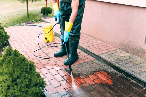 Best Sidewalk and Walkway Cleaning  in Old Bethpage, NY